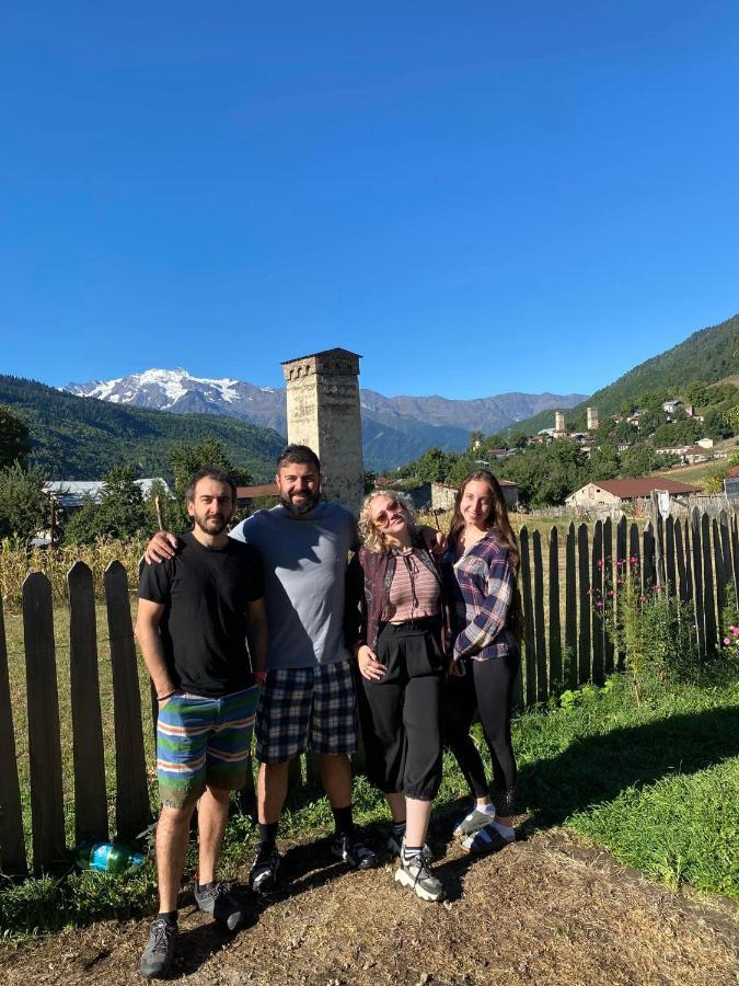 Bombora Hotel Mestia Buitenkant foto