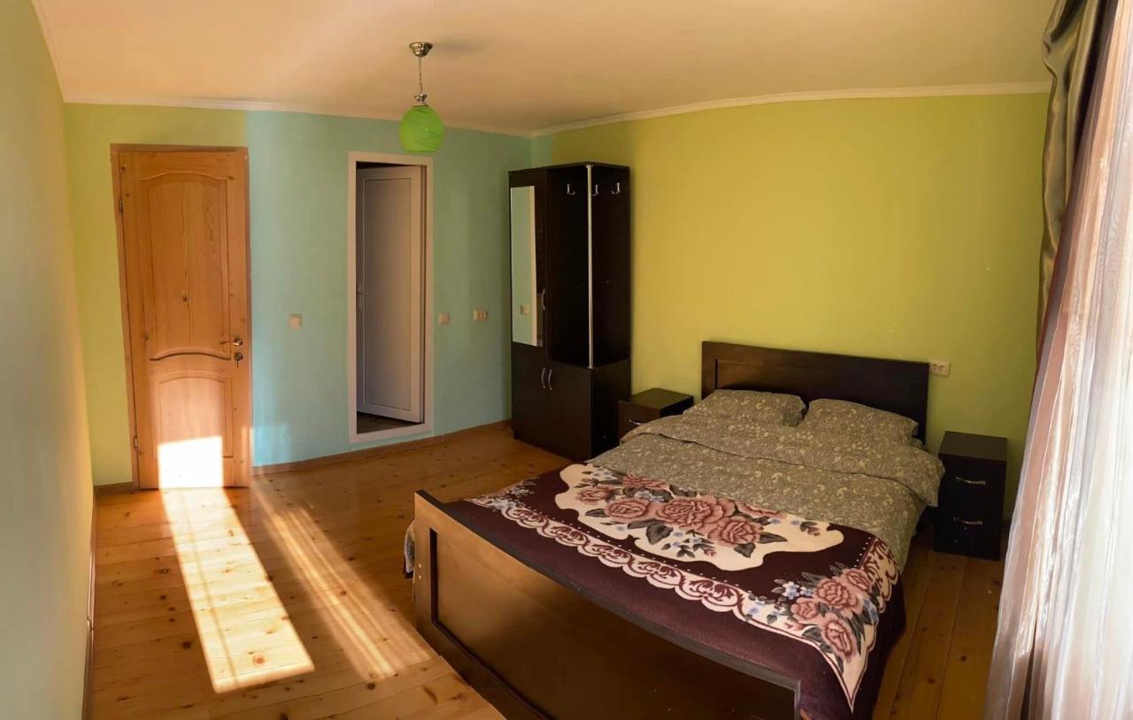 Bombora Hotel Mestia Buitenkant foto