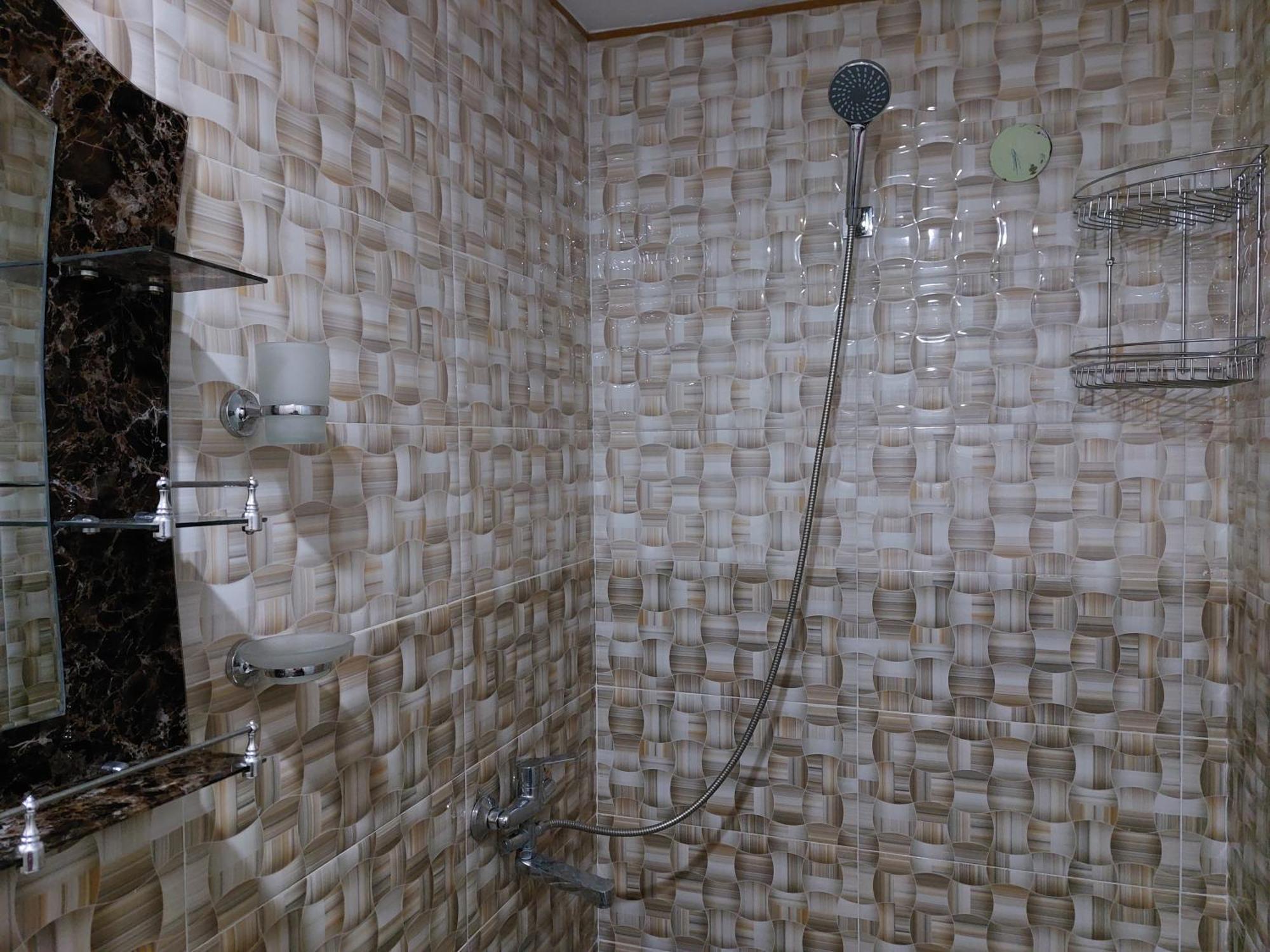 Bombora Hotel Mestia Kamer foto